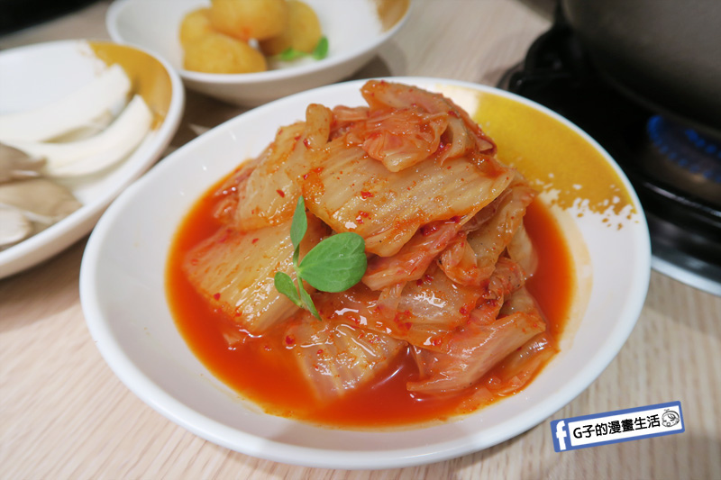 南勢角火鍋.鍋語鍋物.單點泡菜