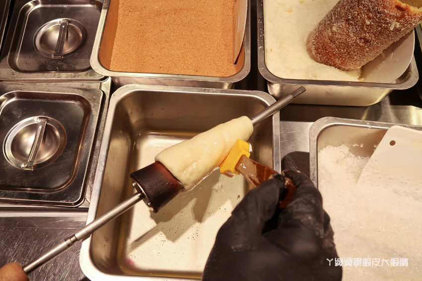 新竹巨城美食推薦樂捲瘋！東歐匈牙利百年甜點煙囪捲來新竹