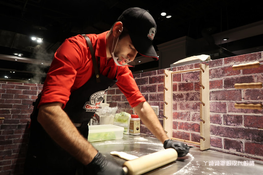 新竹巨城美食推薦樂捲瘋！東歐匈牙利百年甜點煙囪捲來新竹