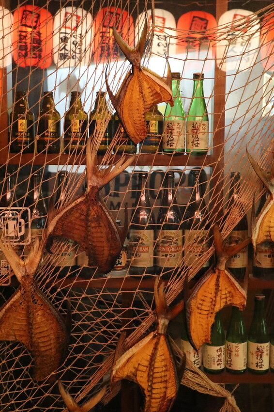 隱身巷弄內的厲害居酒屋.串燒生魚片海鮮都好吃.新北耶誕城周遭美食.板橋居酒屋推薦♥漁網居酒屋♥