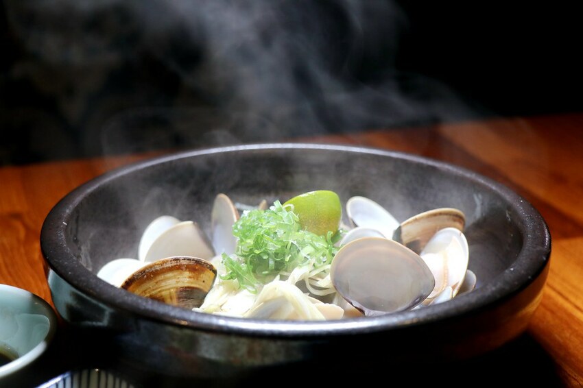 隱身巷弄內的厲害居酒屋.串燒生魚片海鮮都好吃.新北耶誕城周遭美食.板橋居酒屋推薦♥漁網居酒屋♥