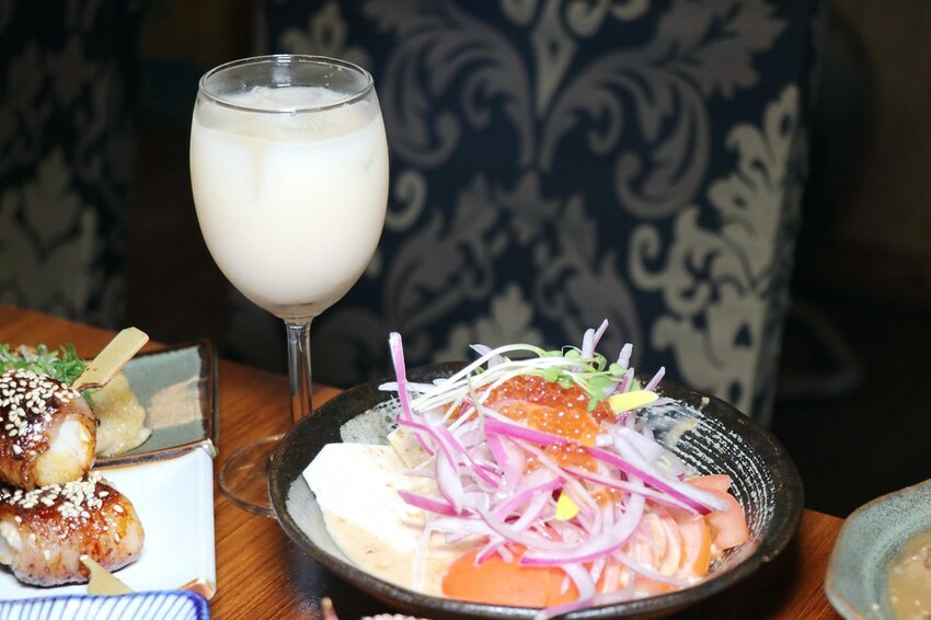 隱身巷弄內的厲害居酒屋.串燒生魚片海鮮都好吃.新北耶誕城周遭美食.板橋居酒屋推薦♥漁網居酒屋♥