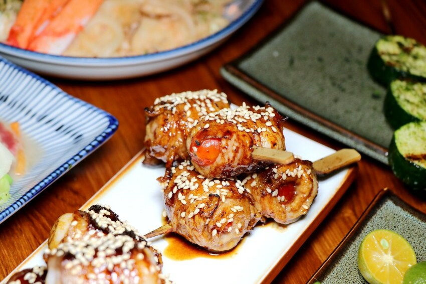 隱身巷弄內的厲害居酒屋.串燒生魚片海鮮都好吃.新北耶誕城周遭美食.板橋居酒屋推薦♥漁網居酒屋♥