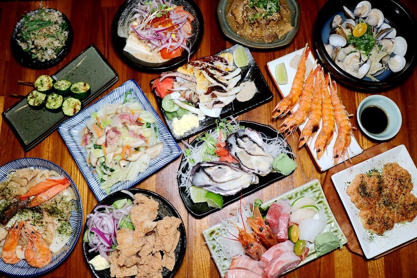 隱身巷弄內的厲害居酒屋.串燒生魚片海鮮都好吃.新北耶誕城周遭美食.板橋居酒屋推薦♥漁網居酒屋♥