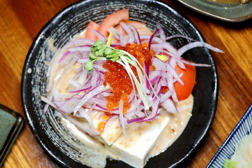 隱身巷弄內的厲害居酒屋.串燒生魚片海鮮都好吃.新北耶誕城周遭美食.板橋居酒屋推薦♥漁網居酒屋♥