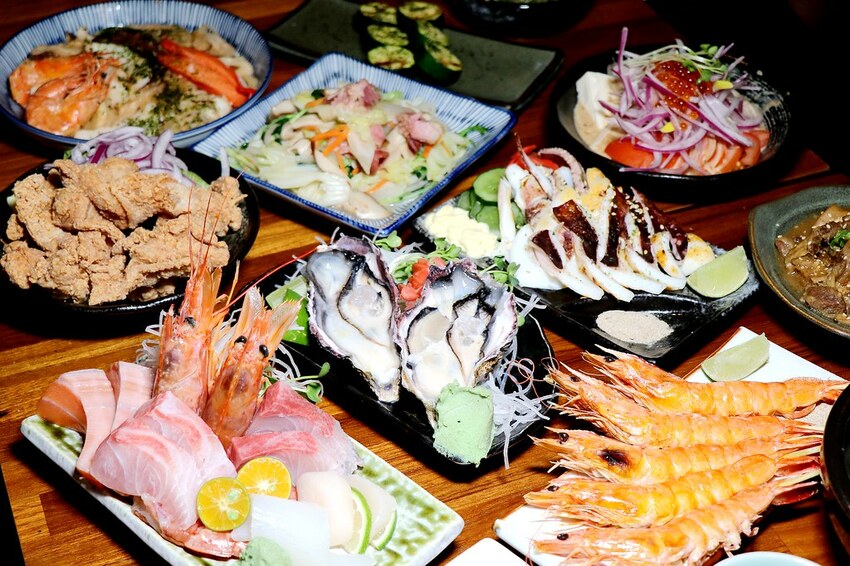 隱身巷弄內的厲害居酒屋.串燒生魚片海鮮都好吃.新北耶誕城周遭美食.板橋居酒屋推薦♥漁網居酒屋♥