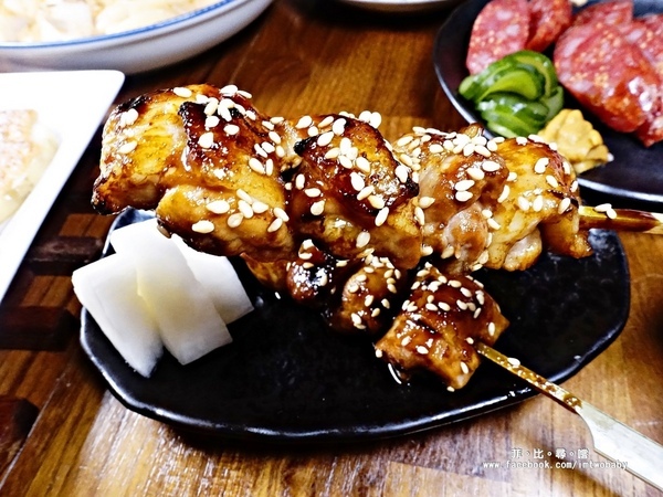 漁網居酒屋:【板橋居酒屋】漁網居酒屋 刺身/串燒/海鮮料理 嚴選新鮮食材 透過職人料理出無法抗拒豐腴美味 板橋居酒屋/宵夜推薦 漁網居酒屋:【板橋居酒屋】漁網居酒屋 刺身/串燒/海鮮料理 嚴選新鮮食材 透過職人料理出無法抗拒豐腴美味 板橋居酒屋/宵夜推薦