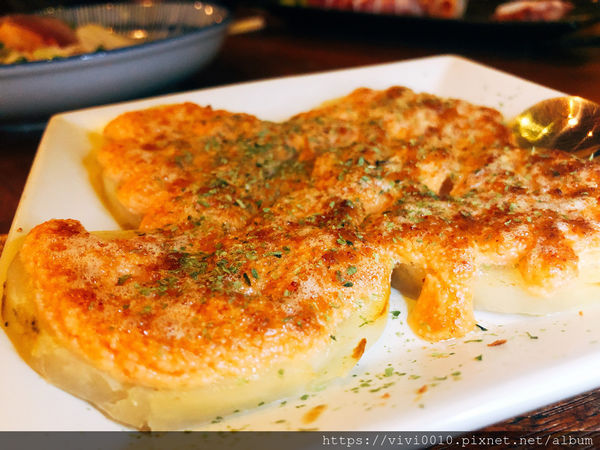 圓圓家愛吃貨-《板橋居酒屋》下班後的小確幸，巷子裡的深夜食堂，《漁網居酒屋》，新鮮海味，小酌好去處