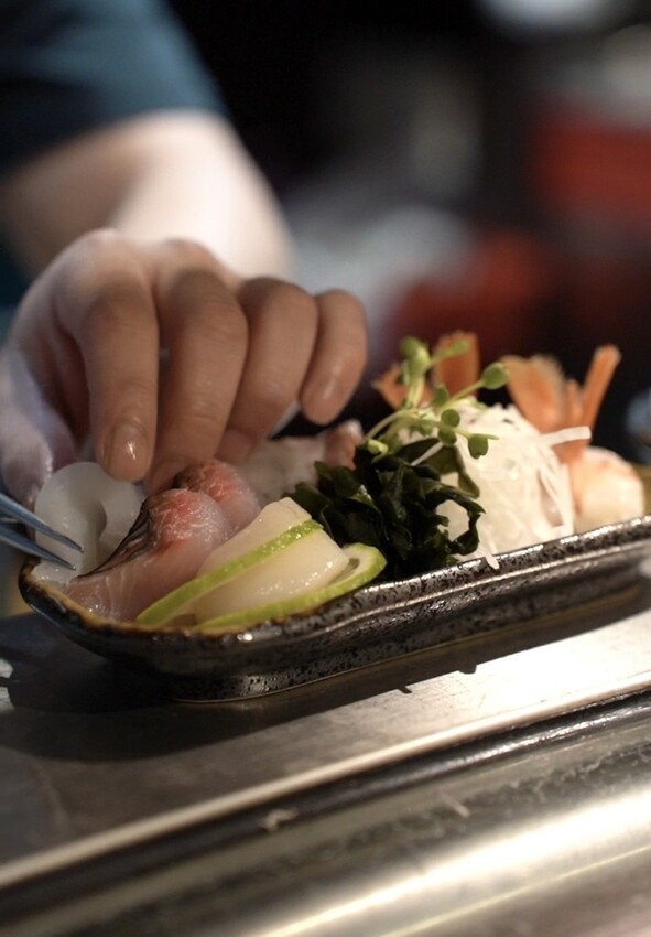 【板橋美食】漁網居酒屋 - 招牌新鮮漁獲料理、創意烤串，還有