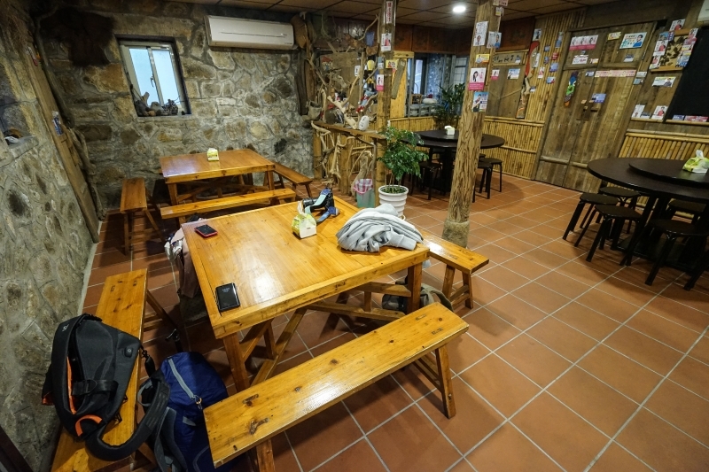 [馬祖南竿美食]蝦寮食堂- 老酒蝦 豆乳雞 佛手 淡菜  連在地人都愛的馬祖必吃美食