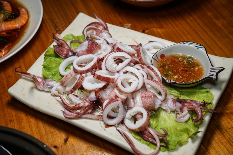跳躍的宅男 - [馬祖南竿美食]蝦寮食堂- 老酒蝦 豆乳雞 佛手 淡菜  連在地人都愛的馬祖必吃美食