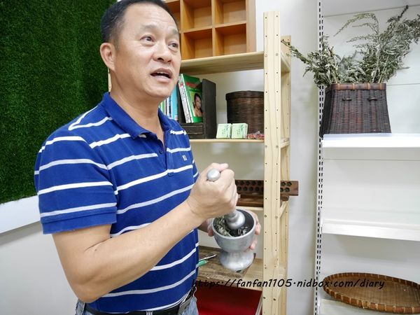 【彰化美食】新農匯神農物流市集 新鮮現採蔬菜 #健康鍋物 #神農鍋物 #藥膳鍋 #小農農產 #彰化火鍋 #彰化景點 (31).JPG