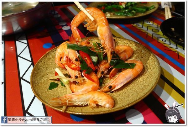 獵宴原住民風味料理音樂餐廳：[食記]►新北樹林區◄獵宴原住民風味料理音樂餐廳、串燒、海鮮通通有每週五、六、日還會有駐唱歌手跟大家一起同歡喔！！！近南樹林車站步行約5分鐘