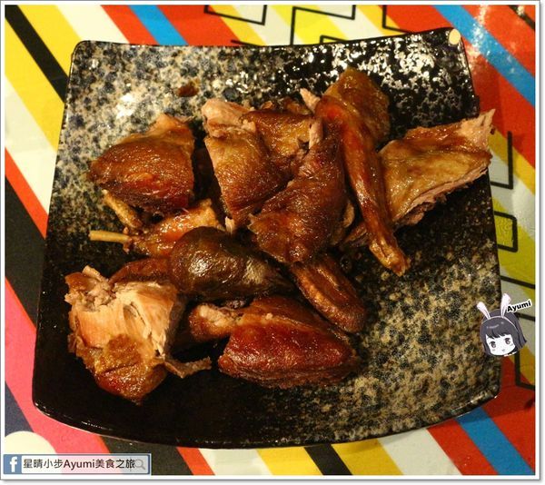 獵宴原住民風味料理音樂餐廳：[食記]►新北樹林區◄獵宴原住民風味料理音樂餐廳、串燒、海鮮通通有每週五、六、日還會有駐唱歌手跟大家一起同歡喔！！！近南樹林車站步行約5分鐘