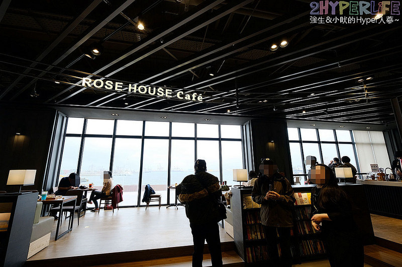 ROSE HOUSE CAFE,三井Outlet,三井Outlet咖啡,三井Outlet美食,三井Outlet誠品生活,古典玫瑰園,古典玫瑰園集團品牌,台中下午茶,台中厚鬆餅,台中咖啡,台中舒芙蕾鬆餅,特厚三層舒芙蕾鬆餅,精品咖啡,舒芙蕾 @強生與小吠的Hyper人蔘~