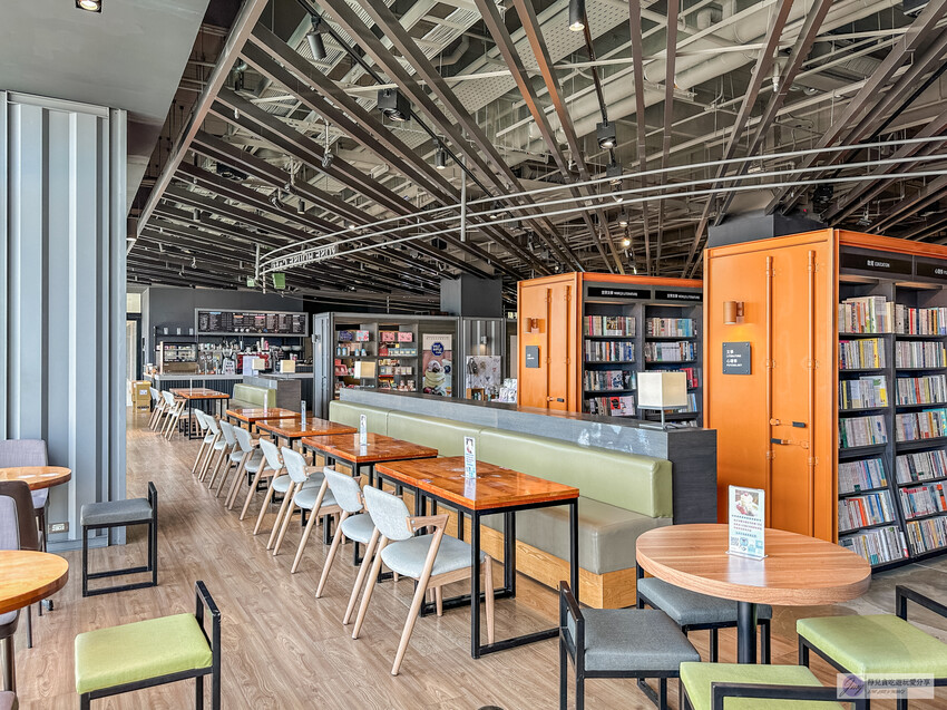 台中市梧棲區景觀咖啡廳,隱於書局的美景與特色舒芙蕾