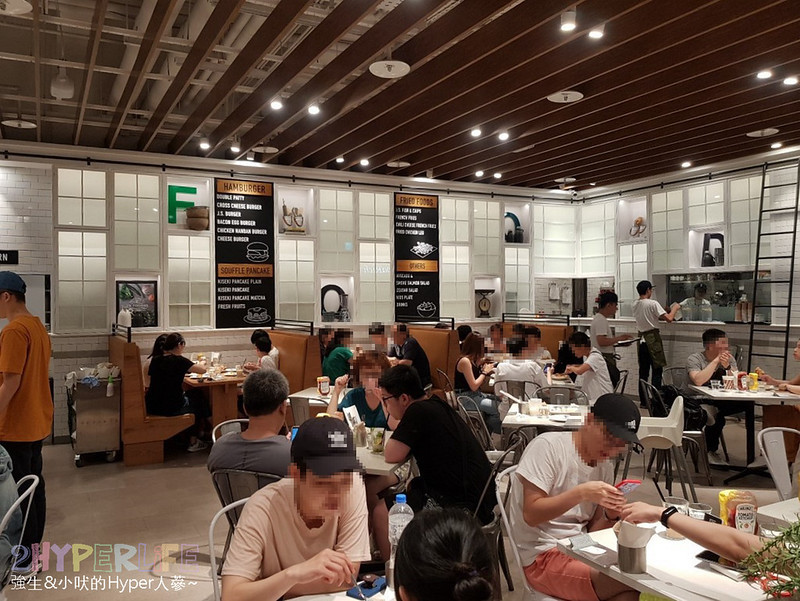 J.S. FOODIES | 台中三井Outlet必吃舒芙蕾鬆餅店，最新推出宇治抹茶生巧克力綿密口感，東京名店一定要吃 @強生與小吠的Hyper人蔘~