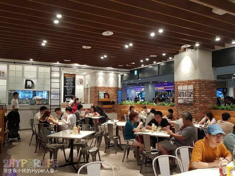 J.S. FOODIES | 台中三井Outlet必吃舒芙蕾鬆餅店，最新推出宇治抹茶生巧克力綿密口感，東京名店一定要吃 @強生與小吠的Hyper人蔘~