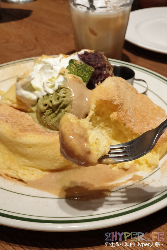 J.S. FOODIES | 台中三井Outlet必吃舒芙蕾鬆餅店，最新推出宇治抹茶生巧克力綿密口感，東京名店一定要吃 @強生與小吠的Hyper人蔘~