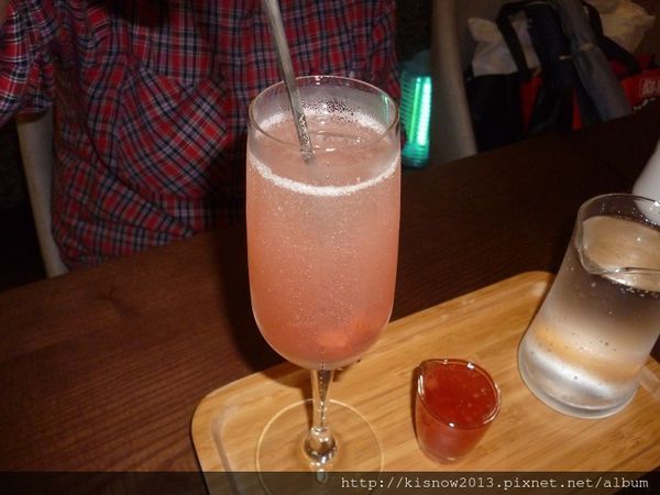 品牌空間 BrandSpace:享受悠閒的下午茶,還能參觀商品-捷運大安站附近品牌空間Brand Space体驗心得