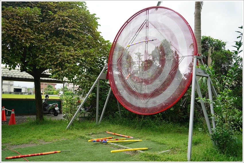 【宜蘭2019最夯景點】邱比準Cupishoot 射擊博物館．世界最大金屬巨靶超壯觀!室內戶外共10關，約朋友一起來發洩，不論晴雨都好玩!