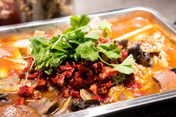 有你真好湘菜沙龍：【台南美食】中國八大菜系台南也吃的到｜辣的有層次的湖南料理｜傳統湘菜料理~有你真好-湘菜沙龍