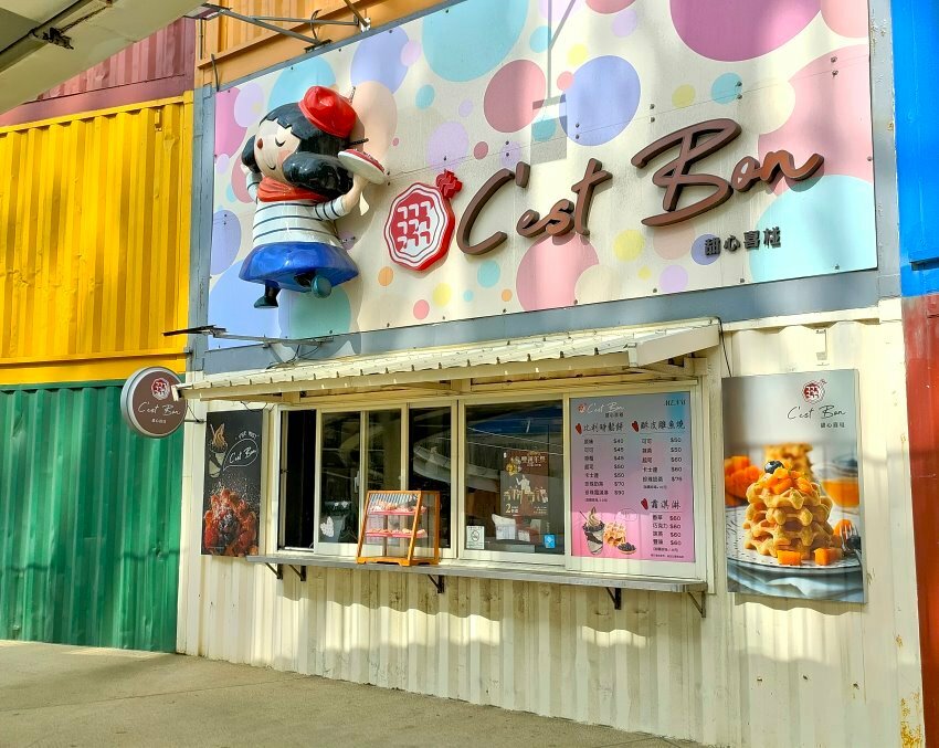 【台中景點】台中三井OUTLET.超過40家美食餐廳+貨櫃市集整理!