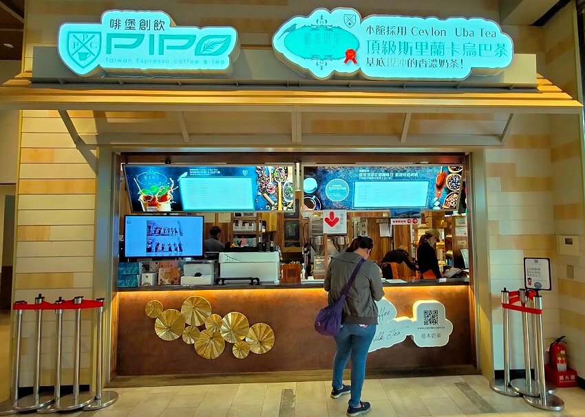 【台中景點】台中三井OUTLET.超過40家美食餐廳+貨櫃市集整理!