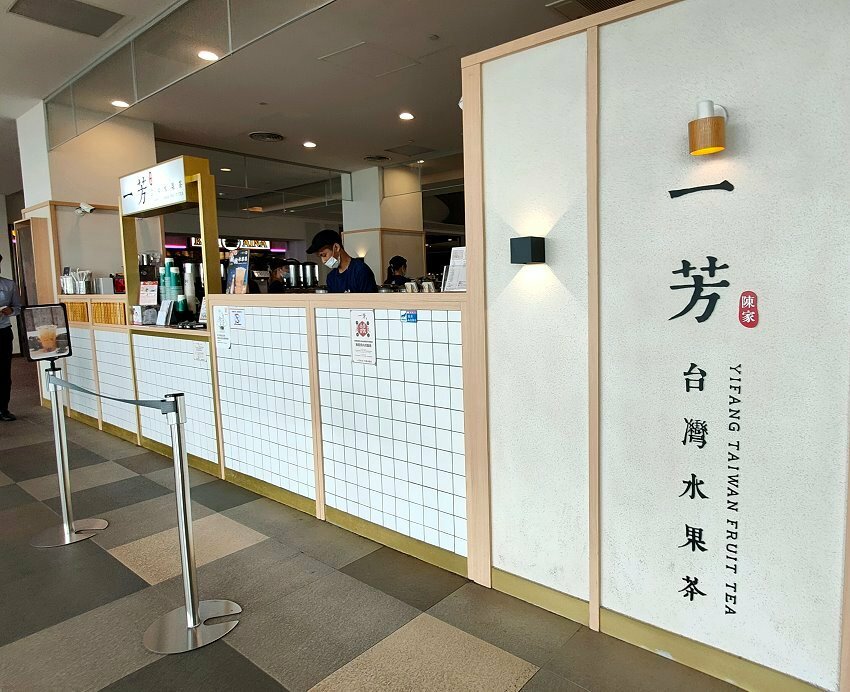 【台中景點】台中三井OUTLET.超過40家美食餐廳+貨櫃市集整理!