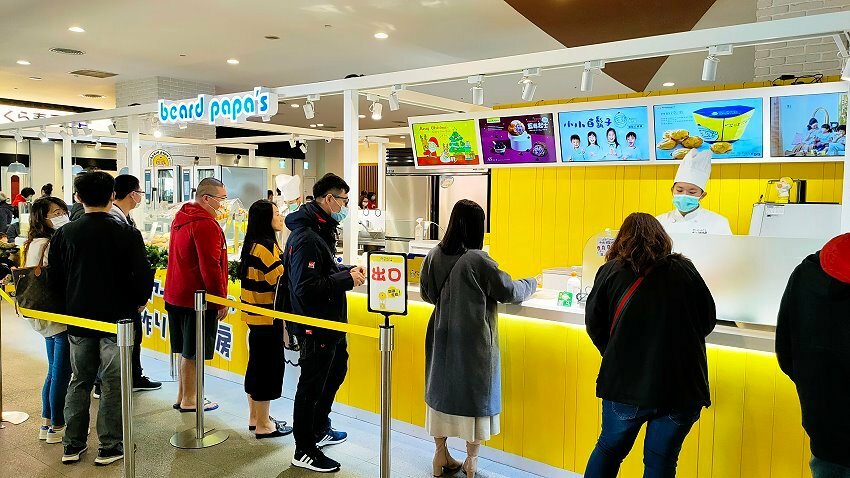 【台中景點】台中三井OUTLET.超過40家美食餐廳+貨櫃市集整理!