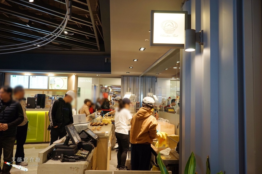 MITSUI OUTLET PARK 台中港 || 台中三井OUTLET全台首座海港摩天輪和海景誠品書店,逛街美食攻略