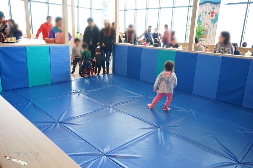 MITSUI OUTLET PARK 台中港 || 台中三井OUTLET全台首座海港摩天輪和海景誠品書店,逛街美食攻略