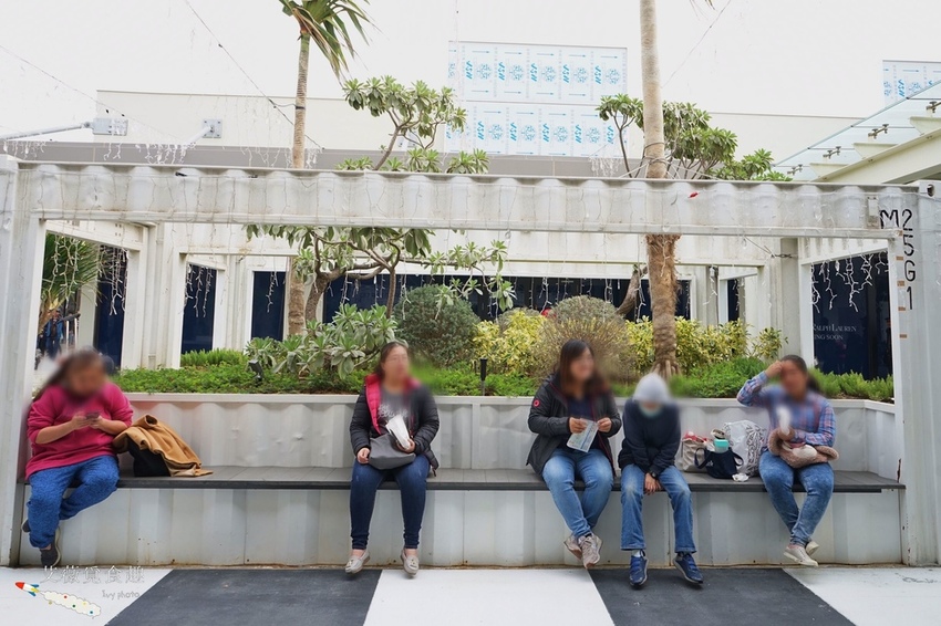 MITSUI OUTLET PARK 台中港 || 台中三井OUTLET全台首座海港摩天輪和海景誠品書店,逛街美食攻略