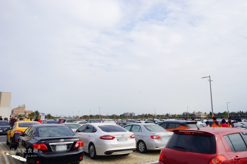 MITSUI OUTLET PARK 台中港 || 台中三井OUTLET全台首座海港摩天輪和海景誠品書店,逛街美食攻略