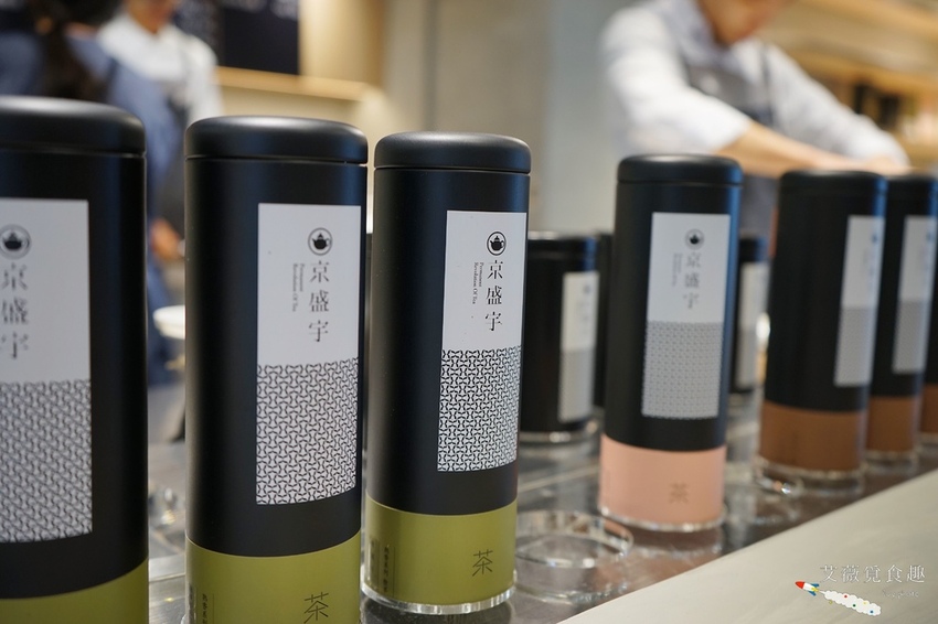 MITSUI OUTLET PARK 台中港 || 台中三井OUTLET全台首座海港摩天輪和海景誠品書店,逛街美食攻略