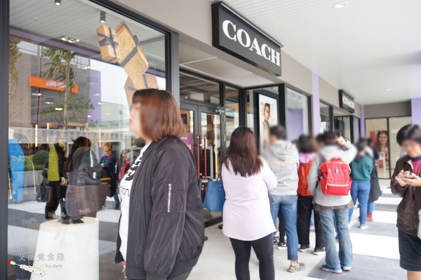 MITSUI OUTLET PARK 台中港 || 台中三井OUTLET全台首座海港摩天輪和海景誠品書店,逛街美食攻略