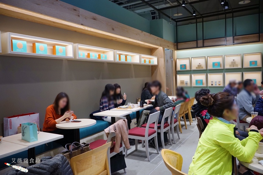 MITSUI OUTLET PARK 台中港 || 台中三井OUTLET全台首座海港摩天輪和海景誠品書店,逛街美食攻略