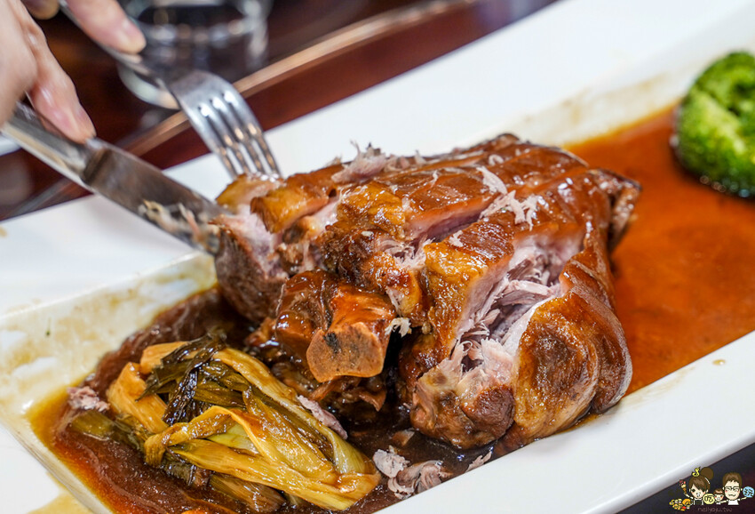 鄧師傅功夫菜高雄在地深耕40年、傳承功夫菜佳餚，把大廚功夫佳餚帶回家過好年、團圓圍爐輕鬆開飯 - 跟著尼力吃喝玩樂＆親子生活