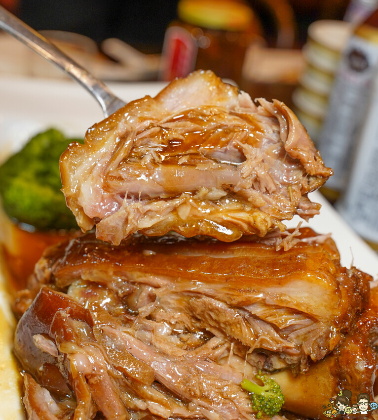 鄧師傅功夫菜高雄在地深耕40年、傳承功夫菜佳餚，把大廚功夫佳餚帶回家過好年、團圓圍爐輕鬆開飯 - 跟著尼力吃喝玩樂＆親子生活