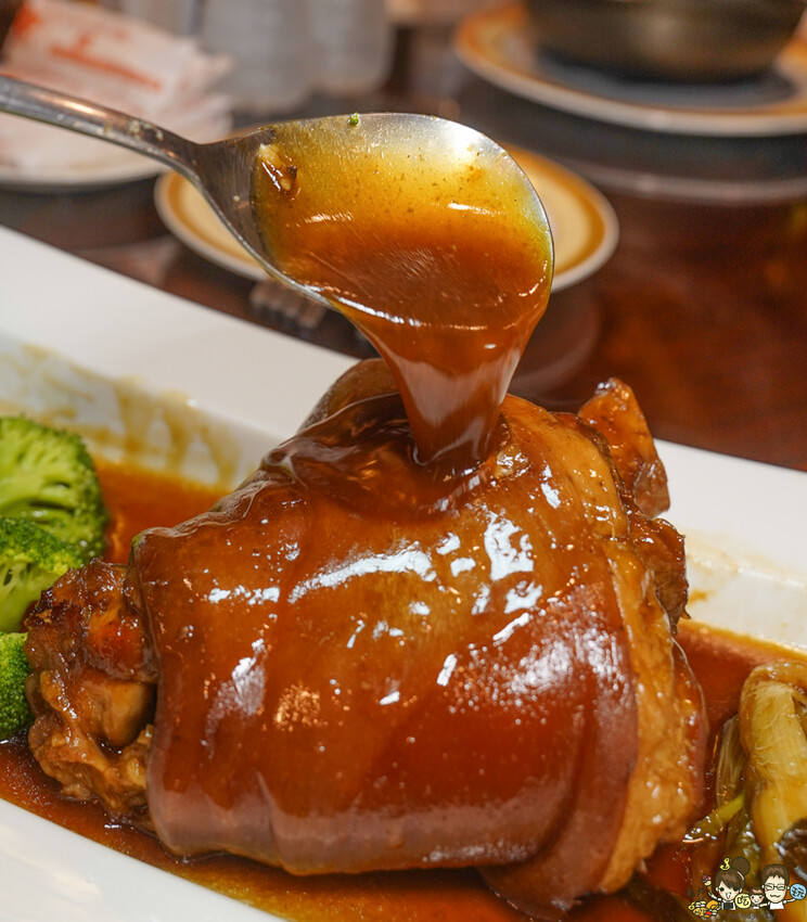 鄧師傅功夫菜高雄在地深耕40年、傳承功夫菜佳餚，把大廚功夫佳餚帶回家過好年、團圓圍爐輕鬆開飯 - 跟著尼力吃喝玩樂＆親子生活