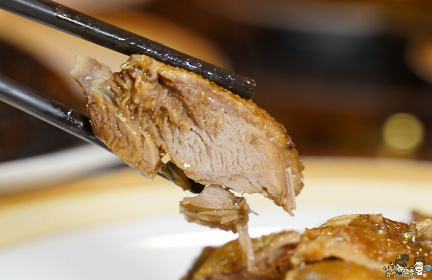 鄧師傅功夫菜高雄在地深耕40年、傳承功夫菜佳餚，把大廚功夫佳餚帶回家過好年、團圓圍爐輕鬆開飯 - 跟著尼力吃喝玩樂＆親子生活