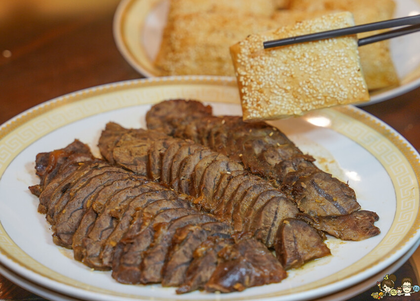 鄧師傅功夫菜高雄在地深耕40年、傳承功夫菜佳餚，把大廚功夫佳餚帶回家過好年、團圓圍爐輕鬆開飯 - 跟著尼力吃喝玩樂＆親子生活