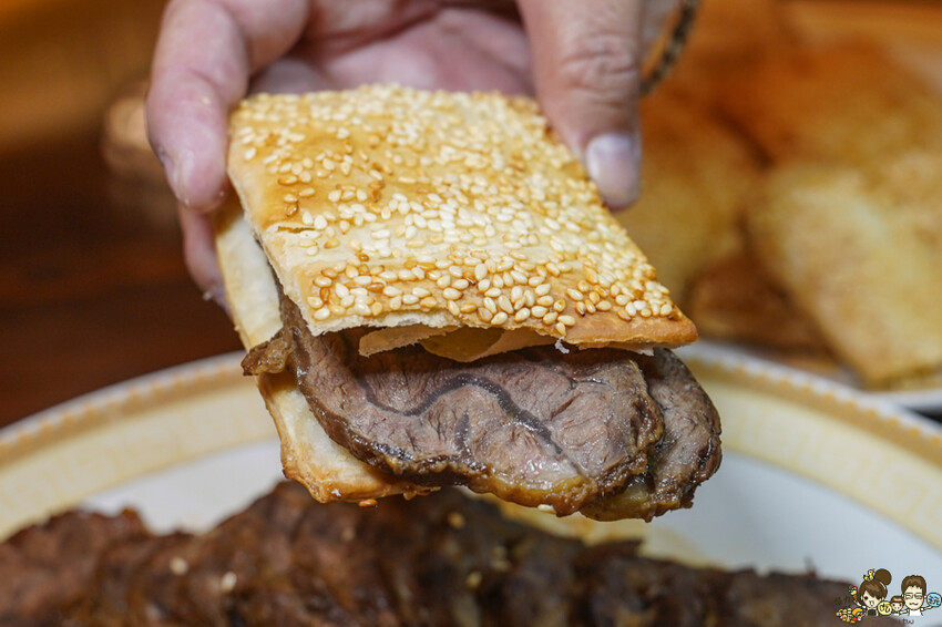 鄧師傅功夫菜高雄在地深耕40年、傳承功夫菜佳餚，把大廚功夫佳餚帶回家過好年、團圓圍爐輕鬆開飯 - 跟著尼力吃喝玩樂＆親子生活