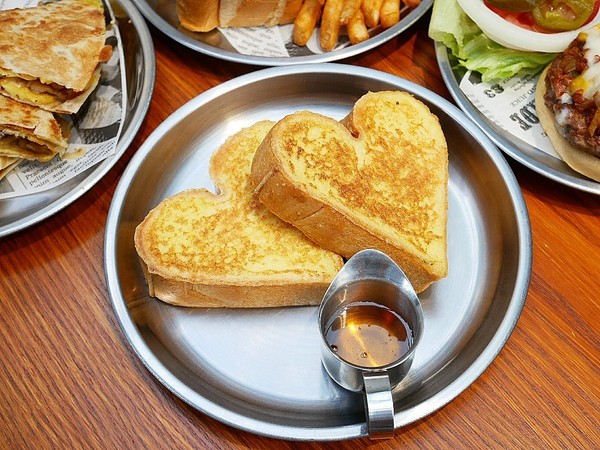 Cozy House 好室好食:Cozy House 好室好食-台北松江南京站早午餐 自然系用餐環境開啟一天好心情 心型法式吐司超吸睛