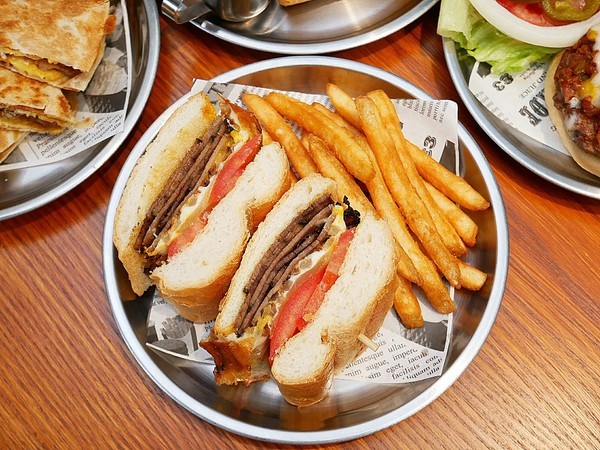 Cozy House 好室好食:Cozy House 好室好食-台北松江南京站早午餐 自然系用餐環境開啟一天好心情 心型法式吐司超吸睛