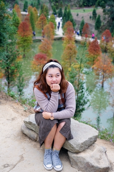 跳躍的宅男 -   苗栗三灣落羽松 快跟閨蜜來拍甜蜜照 20181214落羽松現況直播 秘境IG熱門打卡點  浪漫台三線景點