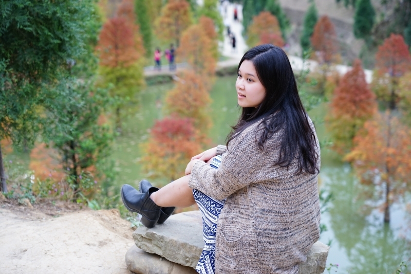 跳躍的宅男 -   苗栗三灣落羽松 快跟閨蜜來拍甜蜜照 20181214落羽松現況直播 秘境IG熱門打卡點  浪漫台三線景點