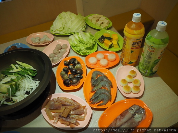 大安石頭火鍋(大安店):【台北】大安自助石頭沙茶火鍋/忠孝復興站/以盤計價/台式懷舊火鍋