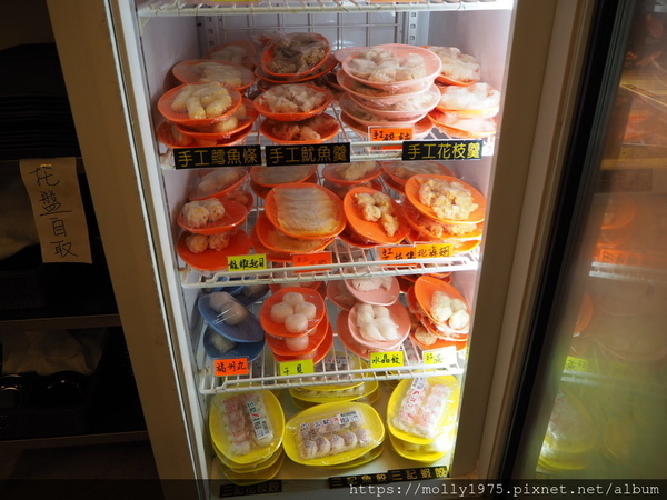 大安石頭火鍋(大安店):【台北】大安自助石頭沙茶火鍋/忠孝復興站/以盤計價/台式懷舊火鍋