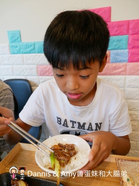 《竹北特色家常料理》光聆廚房221號館。裝潢溫馨餐點現點現做。中式料理合菜菜色平價實惠 ︱ 影片 《竹北特色家常料理》光聆廚房221號館。裝潢溫馨餐點現點現做。中式料理合菜菜色平價實惠 ︱ 影片